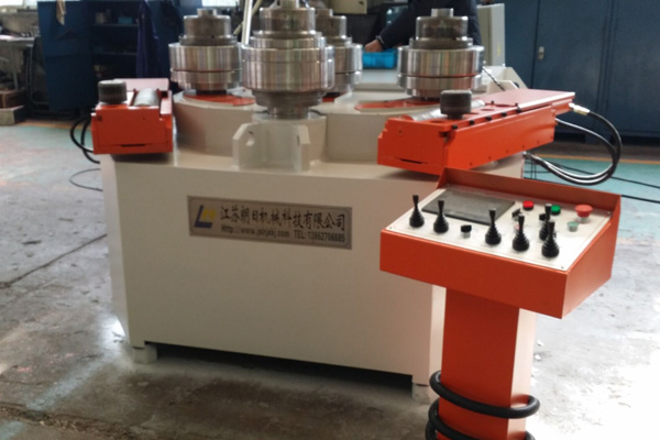 【敲黑板】 還不了解四輥型材彎曲機嗎？